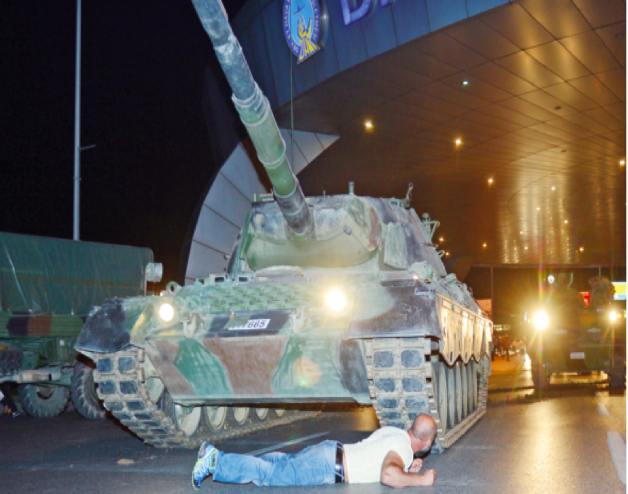 İHA'nın objektifinden ihanet gecesi